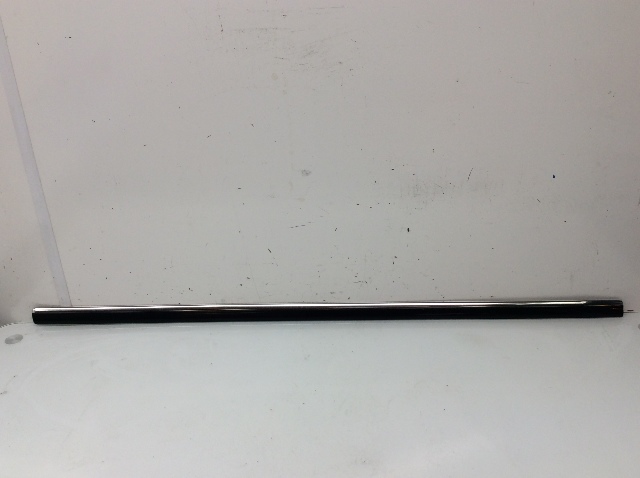 2001 2002 2003 2004 2005 Volkswagen Jetta Exterior Trim Moulding 1J4853515D OEM