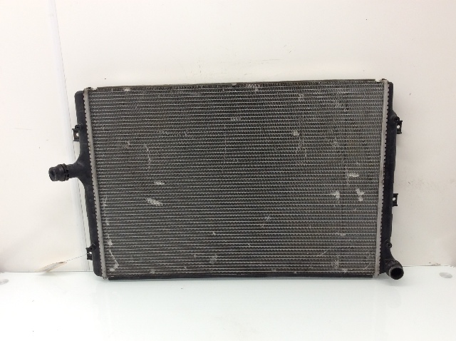 2007 2008 2009 Volkswagen EOS 2.0L Coolant Radiator 1K0121251AB OEM