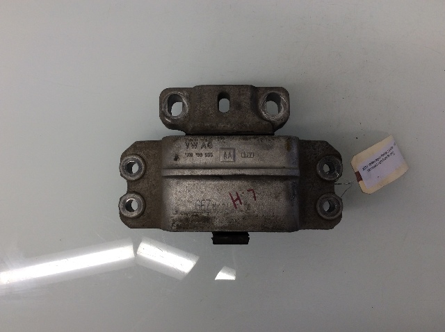 2007 Volkswagen Rabbit Transmission Support Mount 1K0199555 OEM