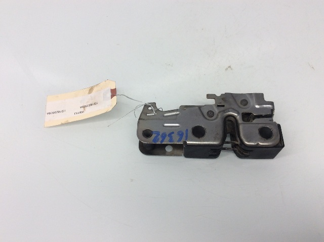 2007 2008 2009 - 2012 2013 2014 2015 Volkswagen EOS Hood Latch Lock 1Q1823509A OEM