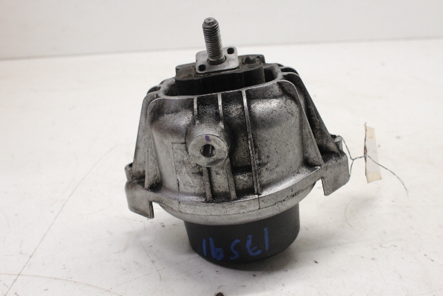 2009-2011 BMW 335d M57 Diesel Engine Motor Mount Right - 22116786696 OEM