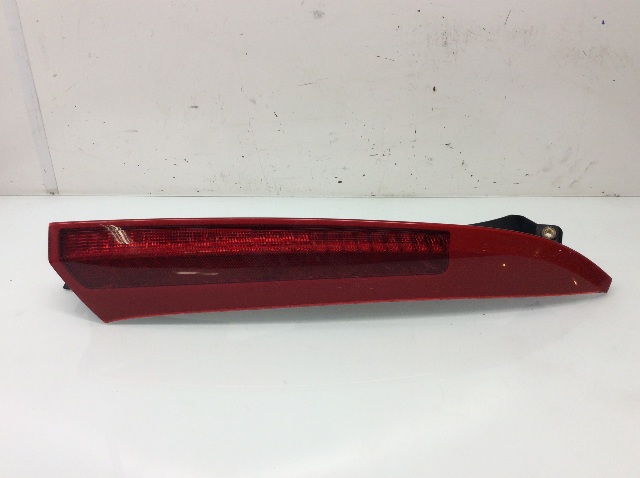 2003 2004 2005 2006 Volvo XC90 Right Upper Tail Light 30678221 Cracks OEM