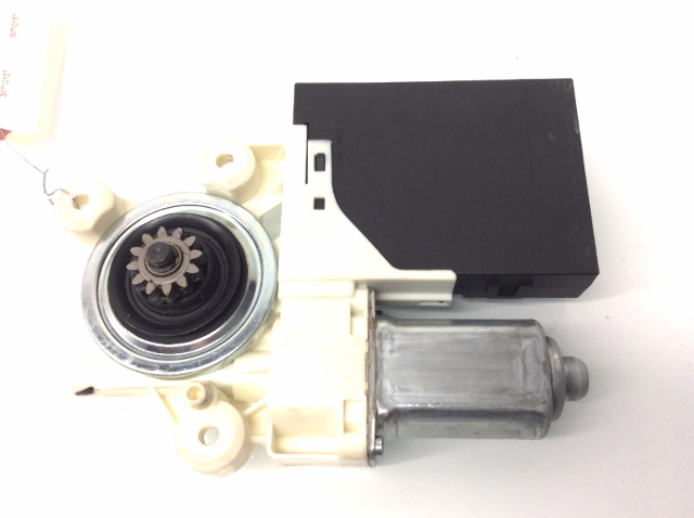2005 2006 2007 2008 2009 2010 2011 Volvo S40 V50 Right Front Power Window Motor OEM