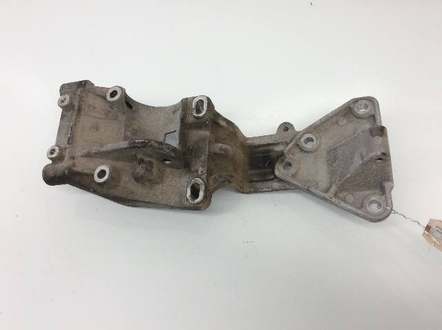 2005 2006 2007 2008 2009 2010 Volvo S40 V50 Belt Tensioner Bracket 30750940 OEM