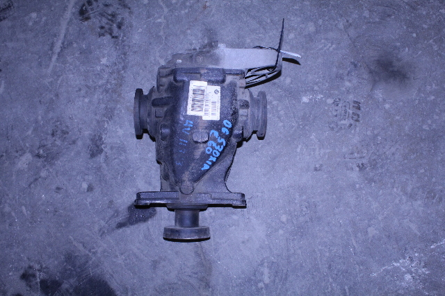 2008-2010 BMW 528i E60 Rear Differential Carrier 3.73 Ratio 33107560604 OEM