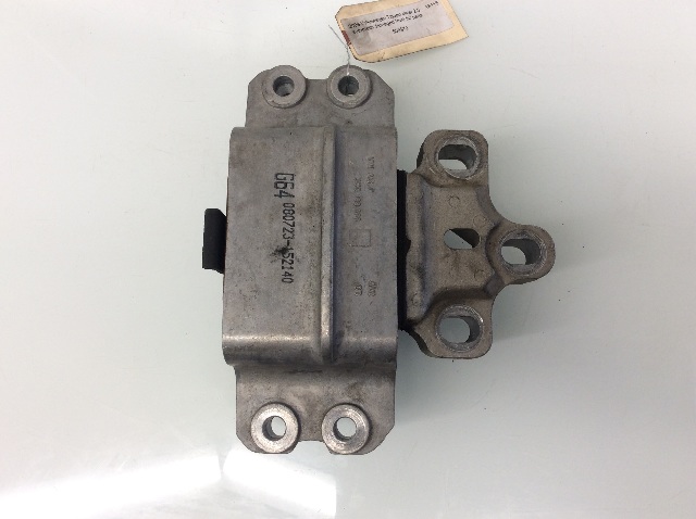 2009 2010 2011 2012 2013 2014 Volkswagen Tiguan Transmission Mount 3C01999555 OEM