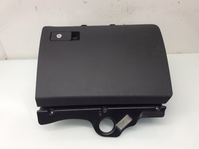 2006 2007 2008 2009 Volkswagen Passat Right Glove Box 3C1857097AN OEM