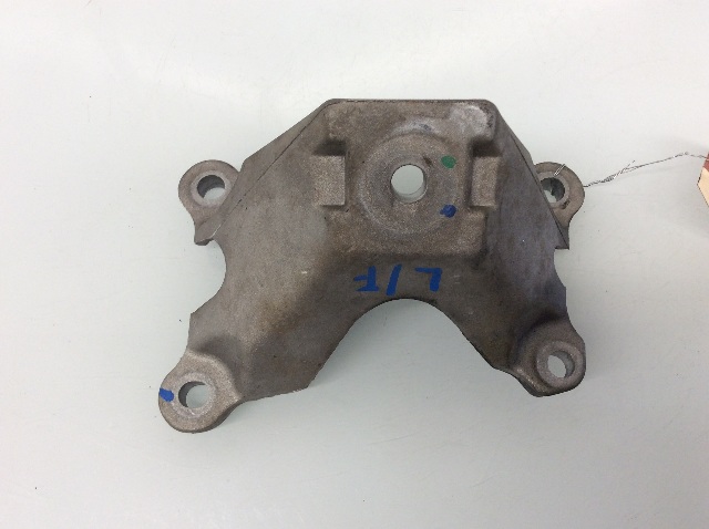 2005 2006 2007 2008 2009 2010 2011 Audi A6 Left Engine Motor Mount 4F0199307M OEM