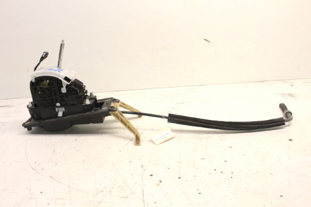 2008 Volkswagen Touareg V6 3.6 Automatic Transmission Shifter 4L1713041M OEM