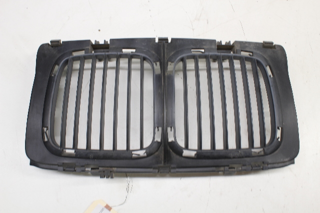 1991 1992 1993 BMW 525i 535i M5 Upper Center Grille 51131973825 OEM