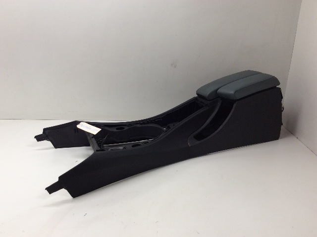2006 2007 2008 2009 2010 2011 2012 2013 BMW M3 Center Console With Arm Rest OEM