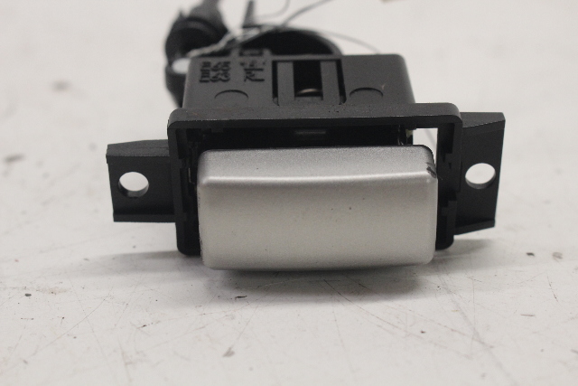 2004-2010 BMW 645ci 650ci M6 Glove Box Button - 51168040332 OEM