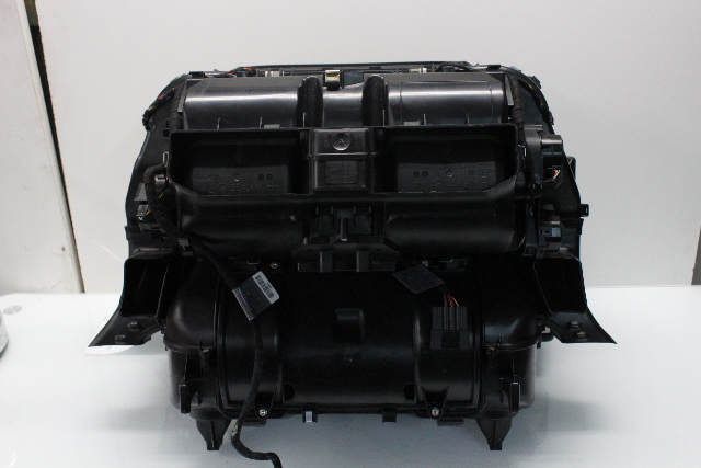 2004 - 2010 BMW 645Ci 650i M6 Air Flow Heater Core Assembly 51487131785 OEM