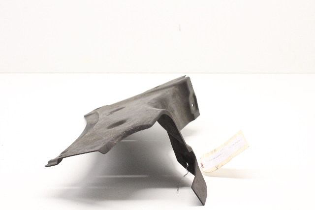 2008 2009 2010 2011 2012 2013 BMW M3 Right Front Wheel Arch Rear Cover OEM