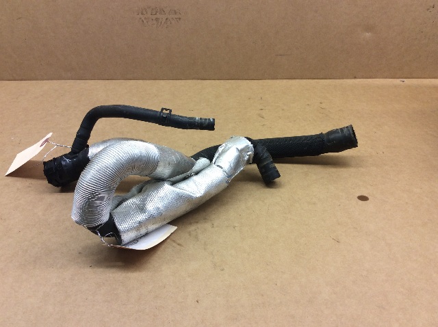 2012 2013 2014 2015 Volkswagen Beetle 2.5 radiator hose hoses fitting OEM
