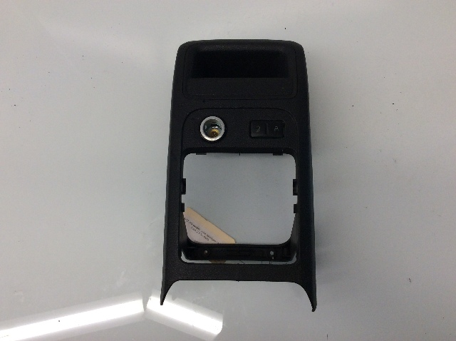 2012 2013 2014 2015 2016 Volkswagen Jetta Rear Center Console Trim Bezel OEM