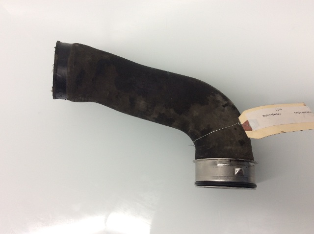 2009 2010 2011 2012 2013 2014 2015 2016 2017 Volkswagen Tiguan Intercooler Hose OEM