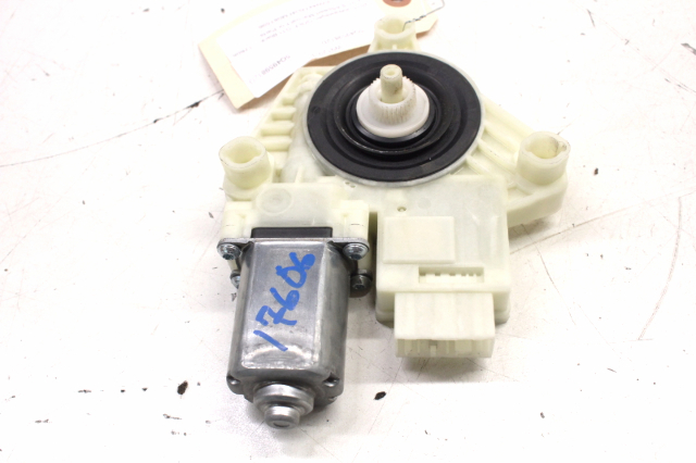 2015 2016 2017 Volkswagen Golf Mk7 Rear Power Window Motor Right - 5Q4959812D OEM