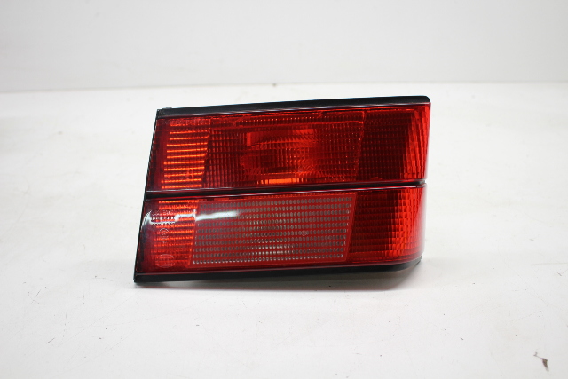 1992 1993 1994 1995 BMW 525i 530i 540i M5 E34 Tail Light Right OEM