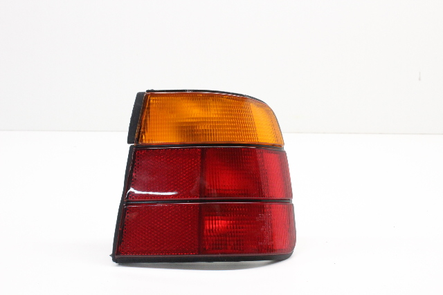 1992 1993 1994 1995 BMW 525i 530i 540i M5 E34 Tail Light Right OEM