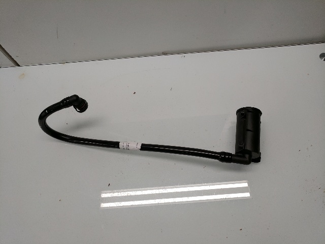 2000 2001 - 2004 2005 BMW 320i 325i 330i Vapor Canister Dust Filter - 16136765272 OEM