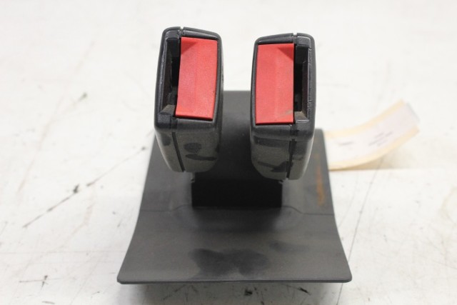 2005 2006 2007 2008 Mini Cooper S Rear Seat Belt Receiver Buckle - 72117055957 OEM