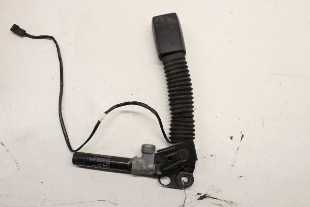 1996-2002 BMW Z3 Right Front Seat Belt Buckle 72118221014 OEM