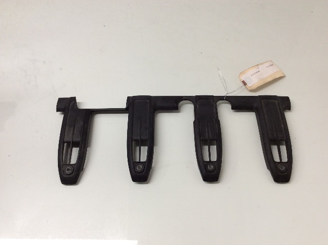 2008-2010 Porsche Cayenne 4.8 Right Ignition Coil Cover Trim 95510514110 OEM
