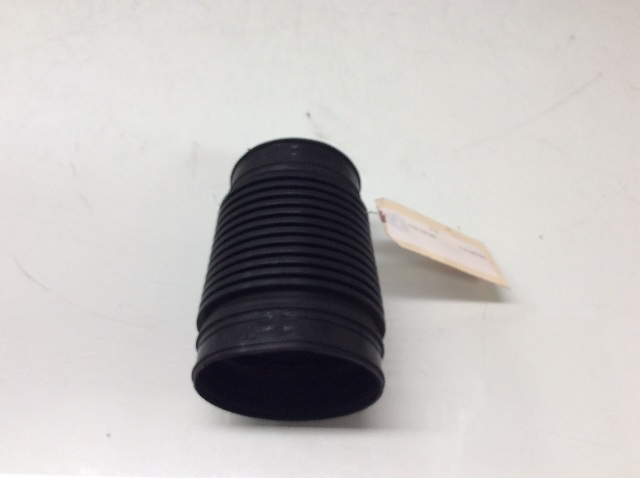 2008 2009 2010 Porsche Cayenne Air Intake Hose 7L5129739A OEM