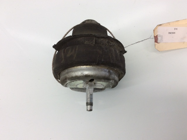 2001 2002 2003 2004 2005 2006 2007 2008 2009 Volvo S60 Engine Mount 8683936 OEM