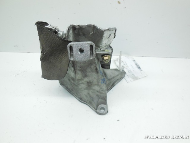 Audi A4 Volkswagen Passat Engine Motor Mount Bracket Right 8D011999308Ab OEM