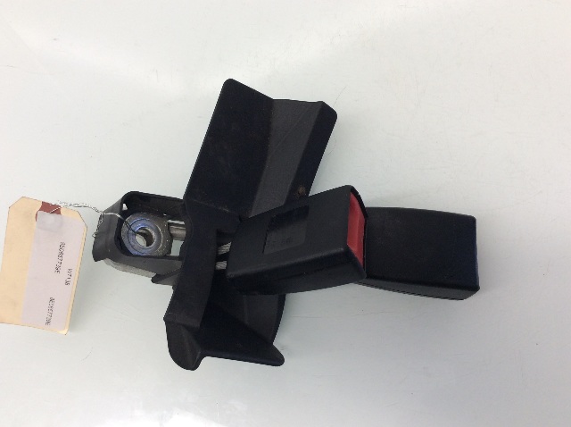 2006 2007 2008 Audi S4 Sedan Rear Seat Belt Receiver Buckle Pair 8E0857739E OEM