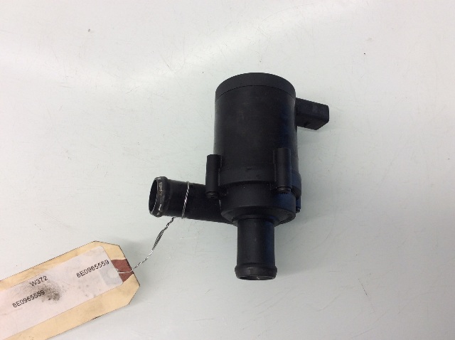 2004 2005 2006 2007 2008 2009 Audi S4 Auxiliary Water Pump 8E0965559 OEM