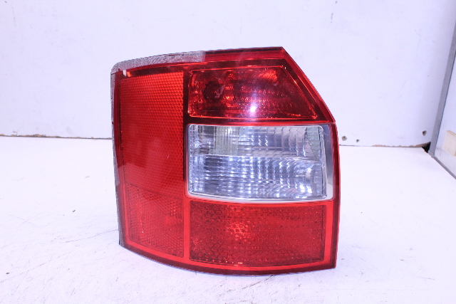 2002 2003 2004 2005 Audi A4 S4 Avant Wagon Tail Light Lamp Left 8E9945095B OEM