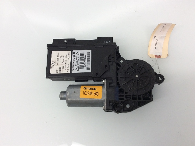 2004-2009 Audi A4 S4 Convertible Cabrio Right Front Window Motor 8H1959802 OEM