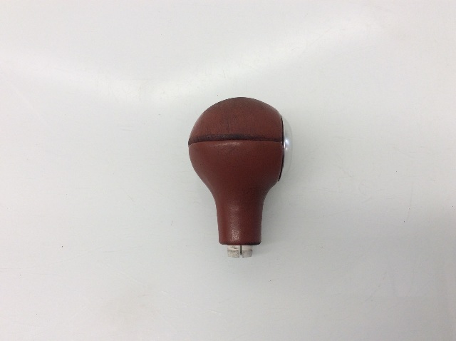 2002 2003 2004 2005 2006 Audi TT Automatic Shift Knob 8N1713139C Red OEM