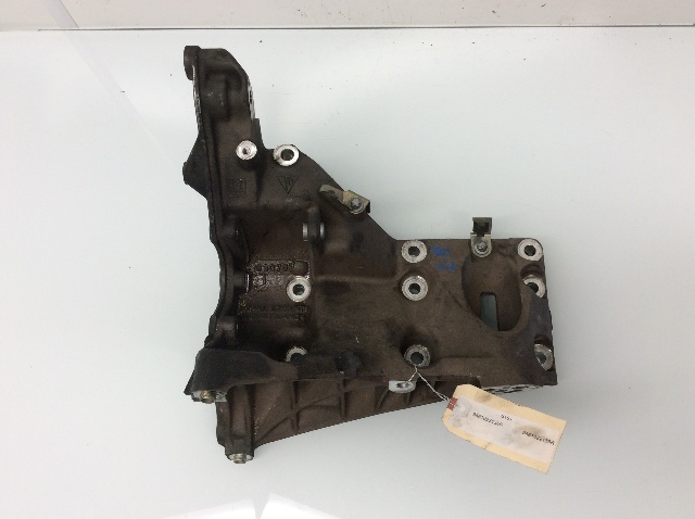 2003 2004 2005 2006 Porsche Cayenne 4.5 Engine Motor Bracket Left 9481022135R OEM