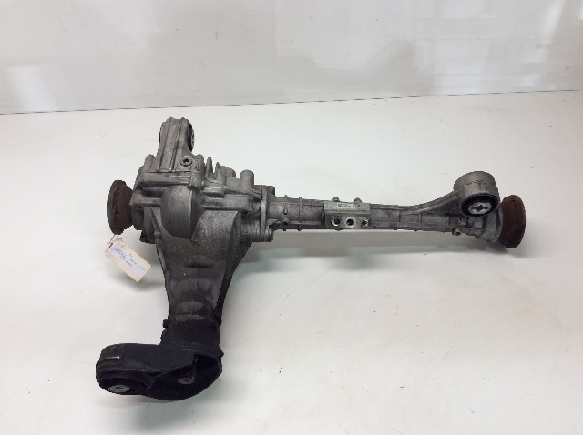 2011 2012 2013 2014 Porsche Cayenne Turbo Front Carrier Differential Assembly OEM