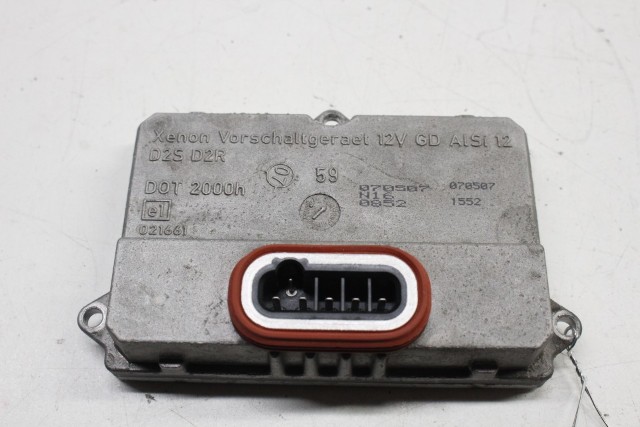 2005 Maserati Quattroporte Headlamp Headlight Control Module 980139011 OEM