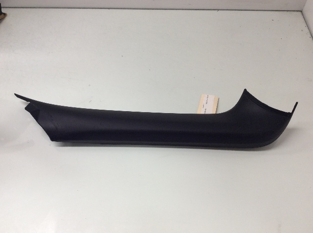2000 2001 2002 2003 2004 Porsche Boxster Right A-Pillar Moulding 986555182 OEM