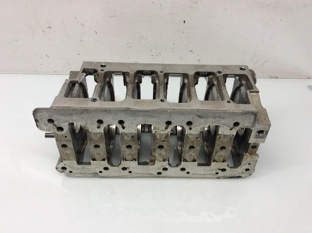 2000 2001 Porsche Boxster 3.2 Crankshaft Case Carrier OEM