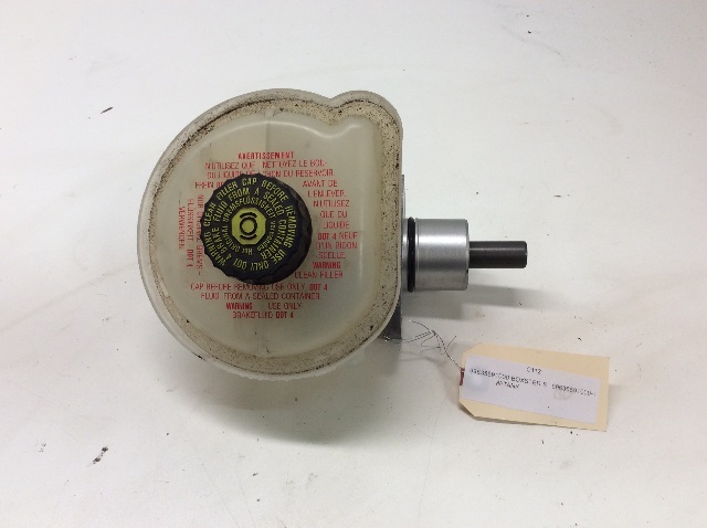 1997 1998 - 2003 2004 Porsche 911 996 Boxster Brake Master Cylinder 99635591000 OEM