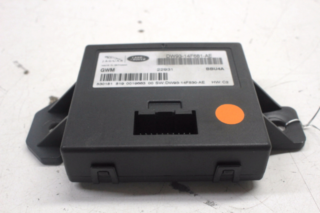 2013 Jaguar XJ body control module DW93-14F681-AE OEM