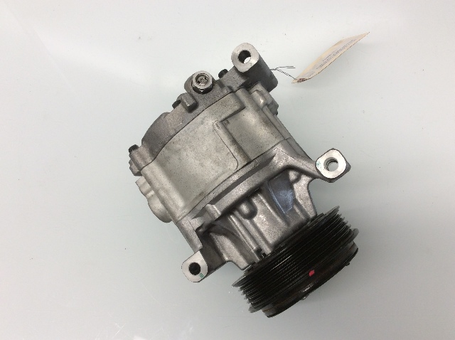 2012 2013 - 2015 Fiat 500 1.4L 2 Door A/C Air Conditioner Compressor 68225320AA OEM