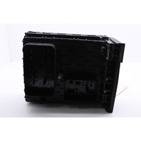 2005 2006 Volkswagen Jetta Under hood Fuse Relay Box OEM
