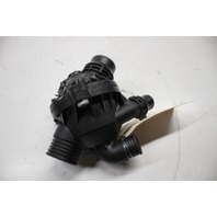 2011 2012 2013 X5M X6M Thermostat Housing, Damaged