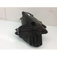 2001 2002 2003 2004 2005 Volkswagen Passat Air Cleaner Box 3B0133837BA OEM