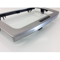 2006 - 2009 Volkswagen Passat Radio Trim Bezel Cover 3C0858069P Missing Clip OEM