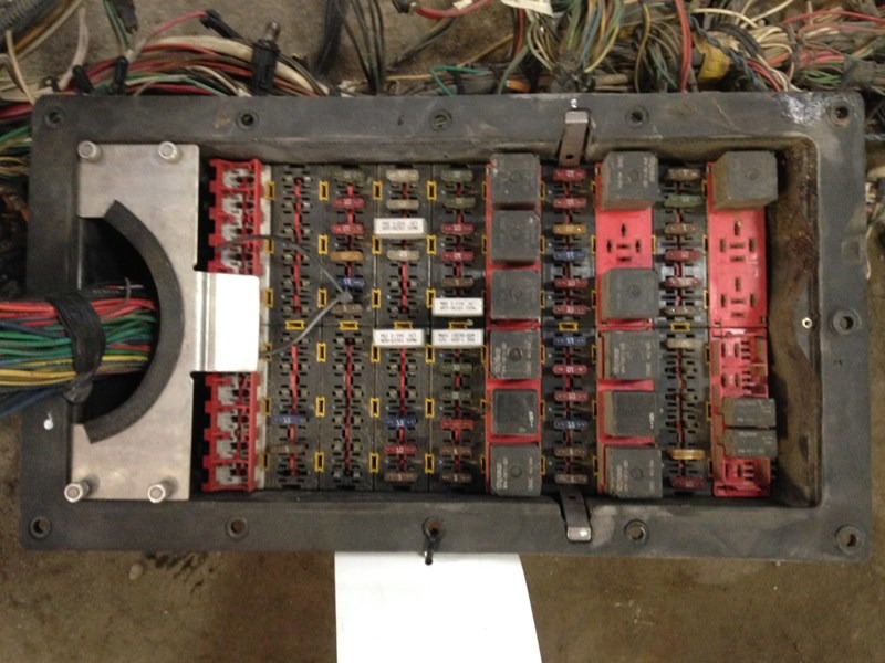 Kenworth T600 Fuse Box Diagram Wiring Diagram Schemas