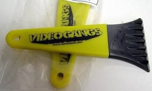 jeenyus snowboards out of business
